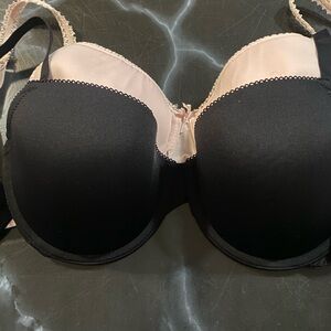 5/$20 2/$15 Bundle of 2 Bras Black And Pink